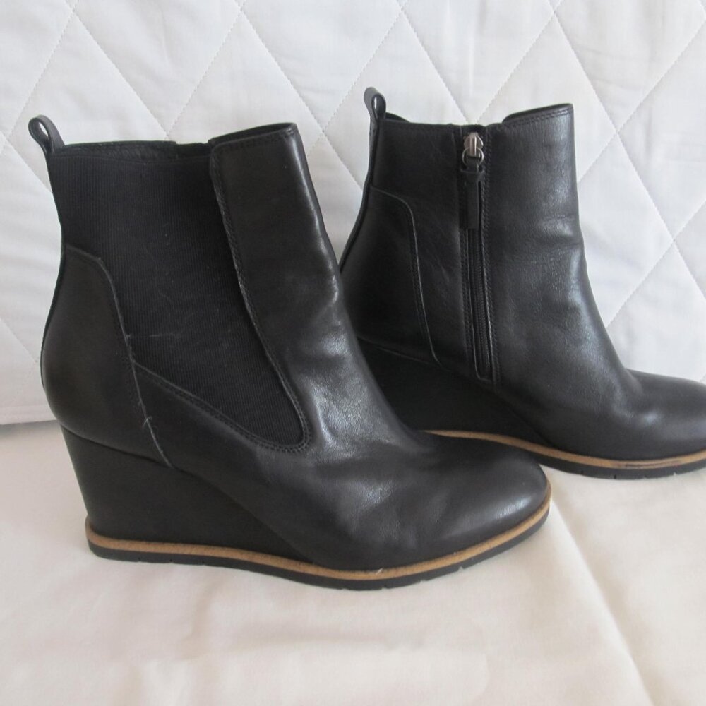 Sofft Women's Monica boots booties black leather water resistant size 11 M